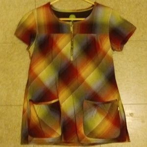 Size M Healing Hands scrub shirt